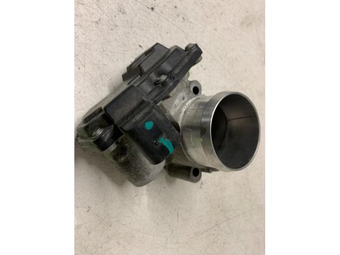 Usagé Boitier papillon Ford Ka+ 1.2 Ti-VCT Prix € 50,00 Règlement à la marge proposé par Autodemontage van de Laar