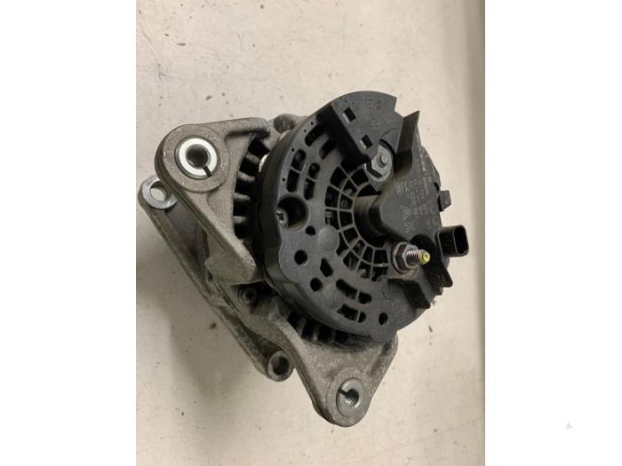 Gebrauchte Dynamo Opel Meriva (A) 1.6 16V Preis € 40,00 Margenregelung angeboten von Autodemontage van de Laar