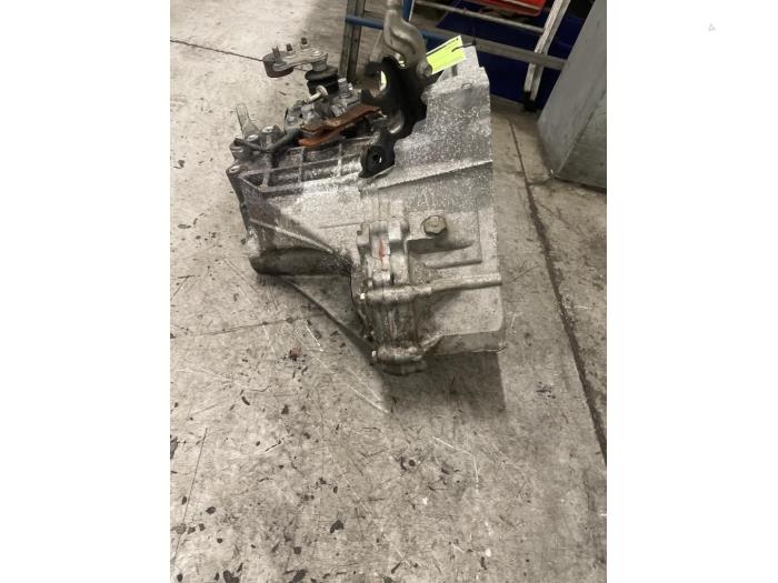 Getriebe van een Toyota Aygo (B40) 1.0 12V VVT-i 2020