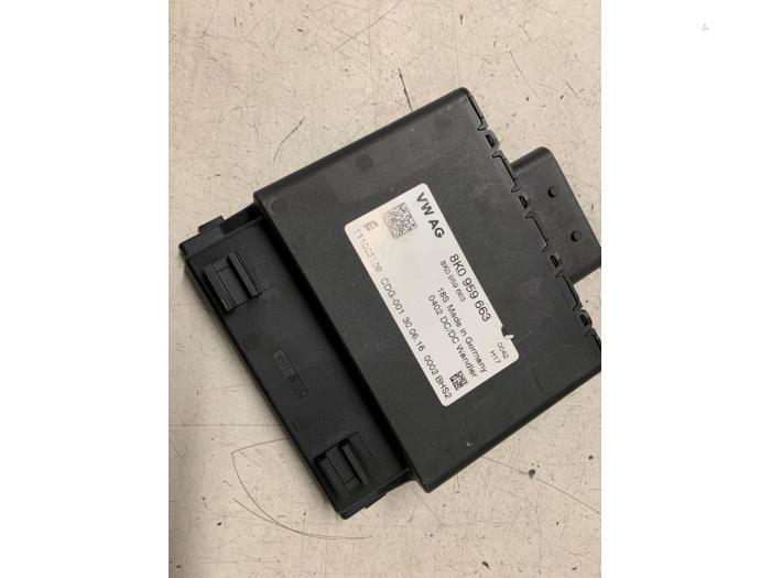 Voltage converter module