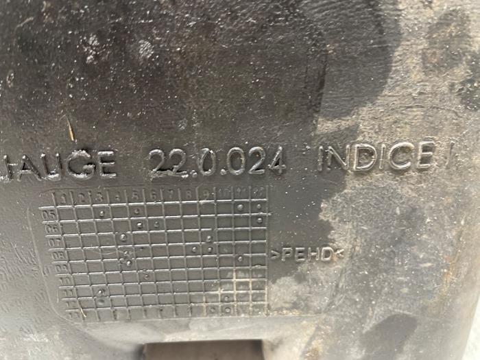 Begagnade Tank Microcar M.Go Pris € 75,00 Marginaltabell erbjuds av Autodemontage van de Laar