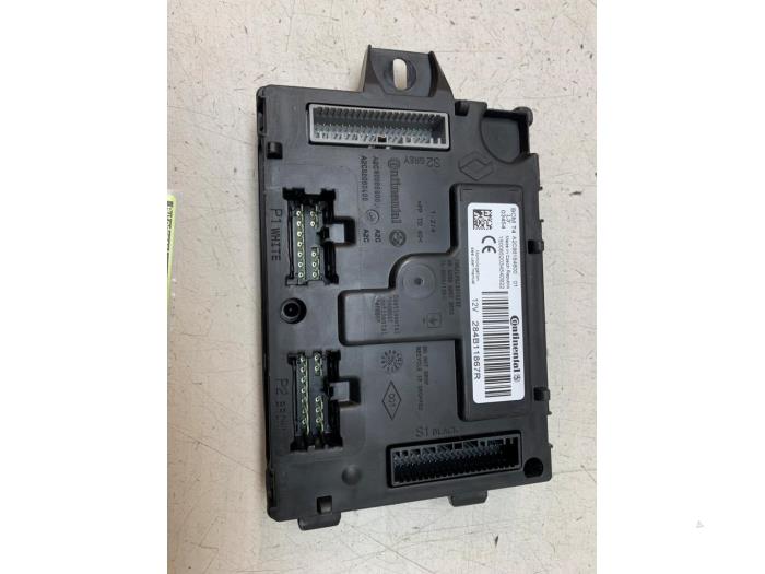 Used Body control computer Renault Clio IV Estate/Grandtour (7R) 0.9 Energy TCE 12V Price € 30,00 Margin scheme offered by Autodemontage van de Laar
