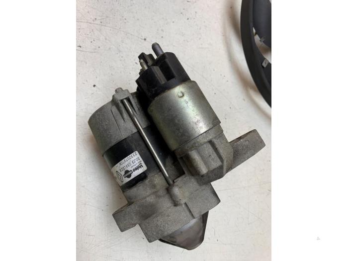 Gebrauchte Anlasser Renault Clio IV Estate/Grandtour (7R) 0.9 Energy TCE 12V Preis € 50,00 Margenregelung angeboten von Autodemontage van de Laar