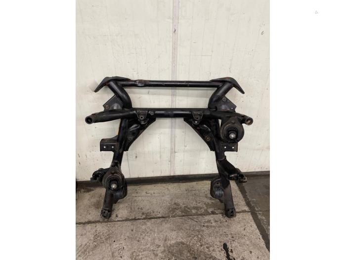 Used Subframe BMW X5 (E53) 4.4 V8 32V Price € 125,00 Margin scheme offered by Autodemontage van de Laar