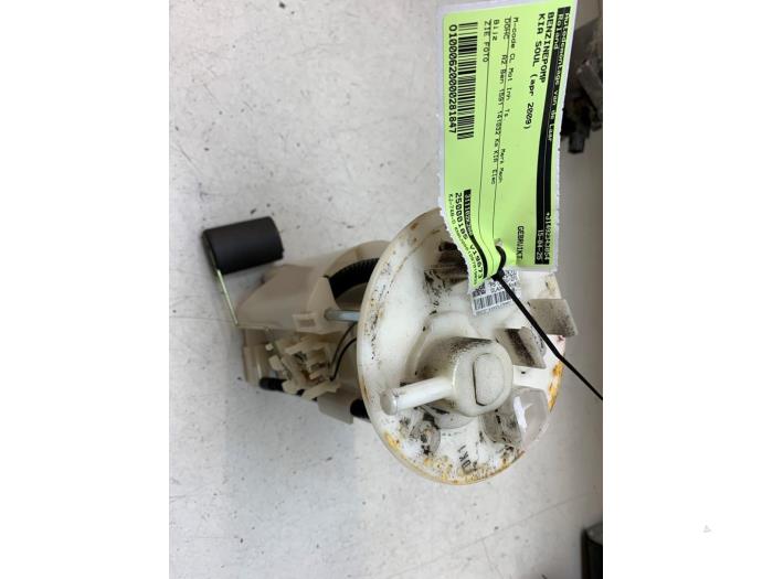 Gebrauchte Benzinpumpe Kia Soul I (AM) 1.6 CVVT 16V Preis € 50,00 Margenregelung angeboten von Autodemontage van de Laar
