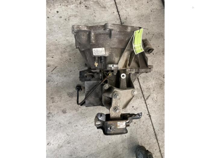 Usagé Boîte de vitesse Ford Fiesta 6 (JA8) 1.25 16V Prix € 350,00 Règlement à la marge proposé par Autodemontage van de Laar