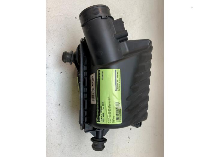 Begagnade Luftfilterhus Opel Karl 1.0 12V Pris € 40,00 Marginaltabell erbjuds av Autodemontage van de Laar