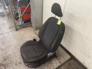 Usados Asiento izquierda Kia Picanto (TA) 1.0 12V Precio € 125,00 Norma de margen ofrecido por Autodemontage van de Laar