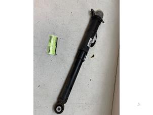 Gebrauchte Stoßdämpfer links hinten Volkswagen Polo VI (AW1) 1.0 TSI 12V Preis € 25,00 Margenregelung angeboten von Autodemontage van de Laar