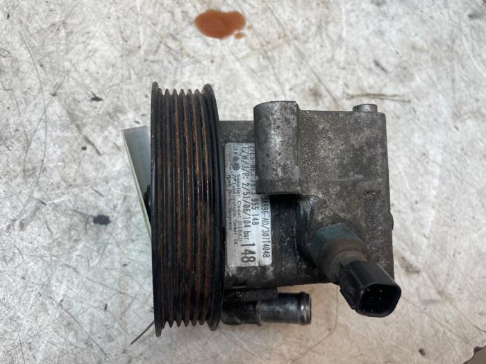 Usagé Pompe de direction Volvo C30 (EK/MK) 1.6 16V Prix € 100,00 Règlement à la marge proposé par Autodemontage van de Laar