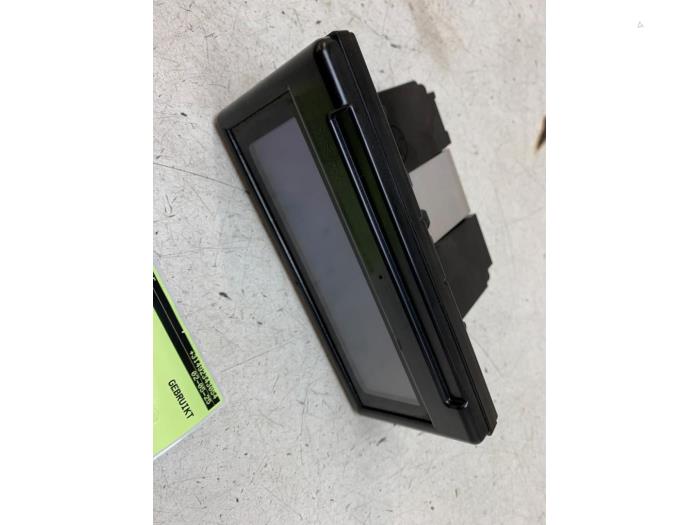 Begagnade Innerdisplay Volvo V50 (MW) 2.0 D 16V Pris € 35,00 Marginaltabell erbjuds av Autodemontage van de Laar