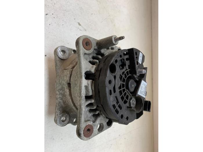 Begagnade Dynamo Volkswagen Polo IV (9N1/2/3) 1.4 16V Pris € 40,00 Marginaltabell erbjuds av Autodemontage van de Laar