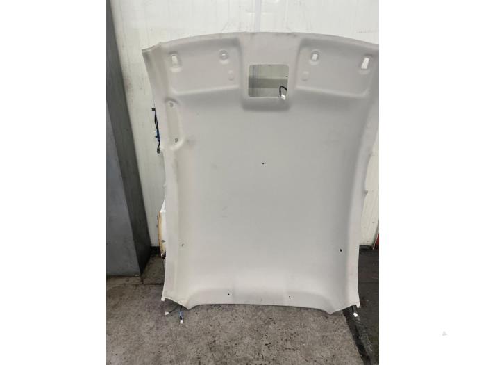 Używane Podsufitka Mazda 2 (DJ/DL) 1.5 SkyActiv-G 90 Cena € 125,00 Procedura marży oferowane przez Autodemontage van de Laar