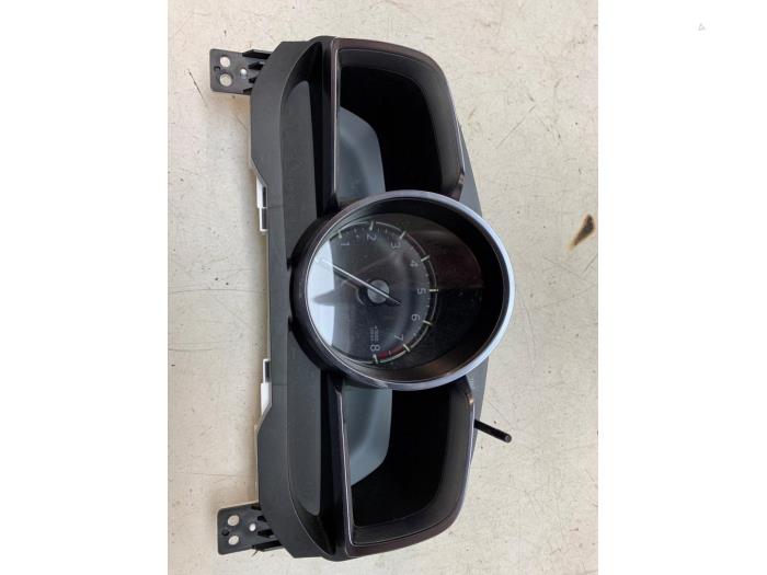 Używane Licznik kilometrów KM Mazda 2 (DJ/DL) 1.5 SkyActiv-G 90 Cena € 100,00 Procedura marży oferowane przez Autodemontage van de Laar