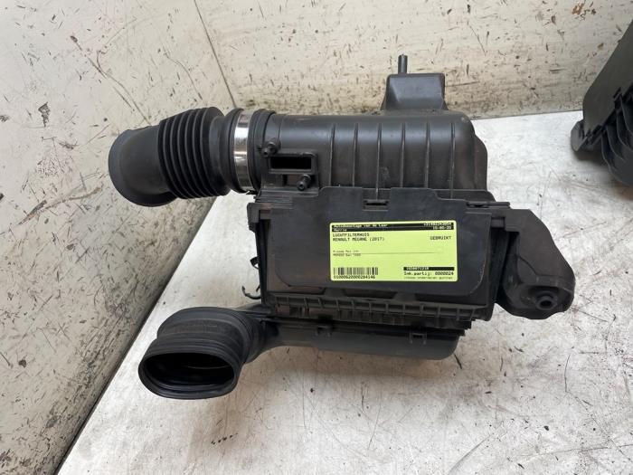 Gebrauchte Luftfiltergehäuse Renault Megane IV Estate (RFBK) 1.6 GT Energy TCE 205 EDC Preis € 40,00 Margenregelung angeboten von Autodemontage van de Laar