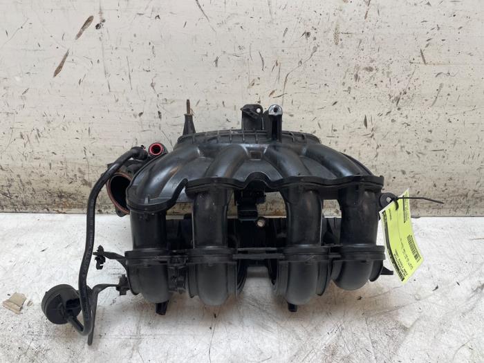 Używane Kolektor dolotowy Ford Fiesta 6 (JA8) 1.4 16V Cena € 70,00 Procedura marży oferowane przez Autodemontage van de Laar