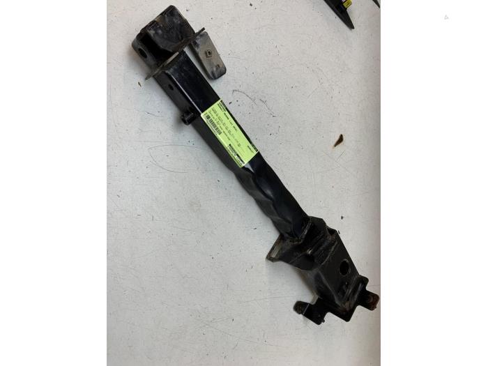 Usagé Faux châssis Renault Megane IV Estate (RFBK) 1.5 Energy dCi 110 Prix sur demande proposé par Autodemontage van de Laar