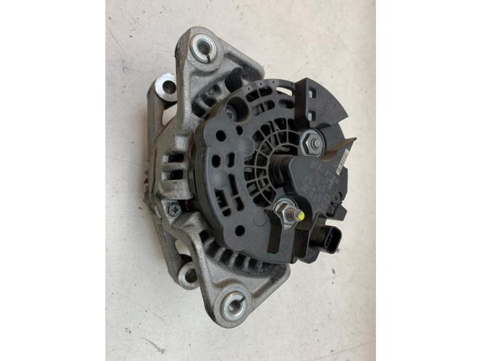 Begagnade Dynamo Opel Corsa D 1.4 16V Twinport Pris € 50,00 Marginaltabell erbjuds av Autodemontage van de Laar