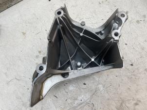 Engine mount from a Volkswagen Polo VI (AW1) 1.0 TSI 12V 2021