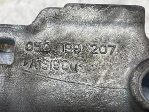 Engine mount from a Volkswagen Polo VI (AW1) 1.0 TSI 12V 2021