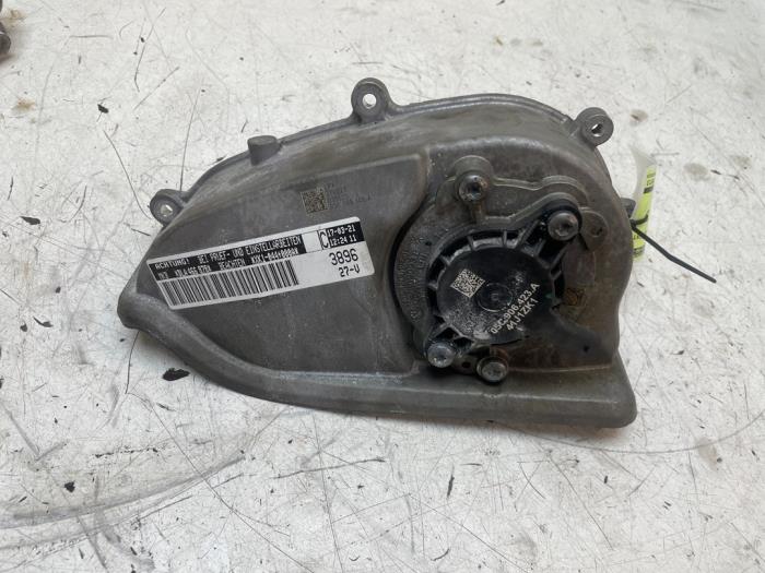 Usagé Couvercle de distribution Volkswagen Polo VI (AW1) 1.0 TSI 12V Prix € 10,00 Règlement à la marge proposé par Autodemontage van de Laar
