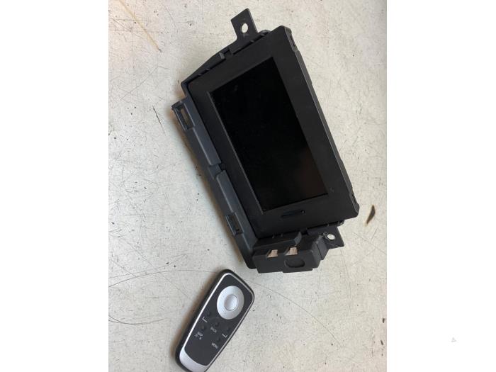 Begagnade Innerdisplay Renault Kangoo Express (FW) ZE Pris € 175,00 Marginaltabell erbjuds av Autodemontage van de Laar