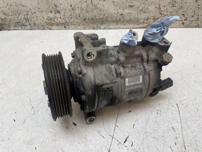 Usagé Compresseur de clim Volkswagen Golf VII (AUA) 1.4 TSI 16V Prix € 125,00 Règlement à la marge proposé par Autodemontage van de Laar