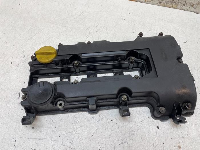 Gebrauchte Ventildeckel Opel Corsa D 1.2 16V ecoFLEX Bi-Fuel Preis € 90,00 Margenregelung angeboten von Autodemontage van de Laar