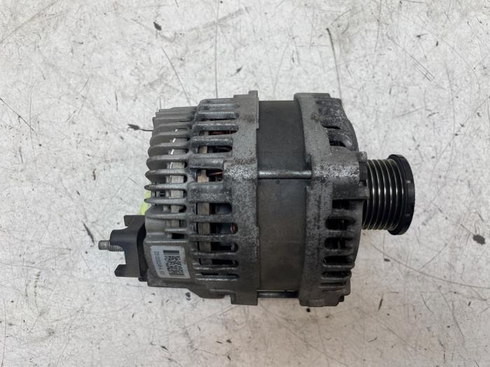 Gebrauchte Dynamo Renault Megane III Grandtour (KZ) 1.4 16V TCe 130 Preis € 50,00 Margenregelung angeboten von Autodemontage van de Laar