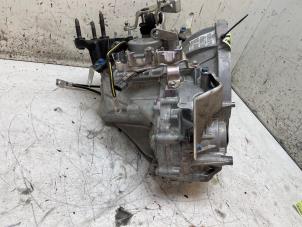 Getriebe van een Mitsubishi Space Star (A0) 1.2 12V 2023
