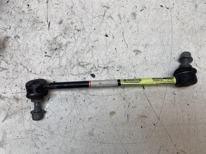 Używane Stabilizator przód Tesla Model Y (5YJY) Long Range,Performance Cena € 30,25 Z VAT oferowane przez Autodemontage van de Laar