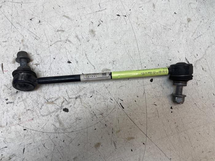 Używane Stabilizator przód Tesla Model Y (5YJY) Long Range,Performance Cena € 30,25 Z VAT oferowane przez Autodemontage van de Laar