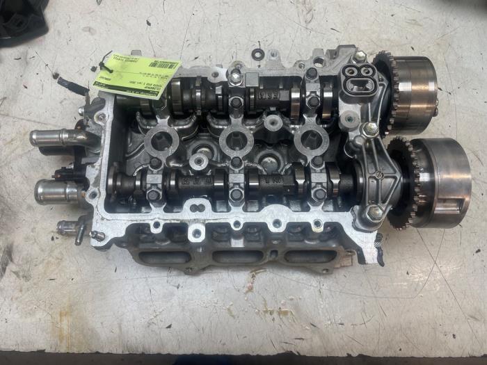 Gebrauchte Zylinderkopf Toyota Aygo X 1.0 12V VVT-i Preis € 200,00 Margenregelung angeboten von Autodemontage van de Laar