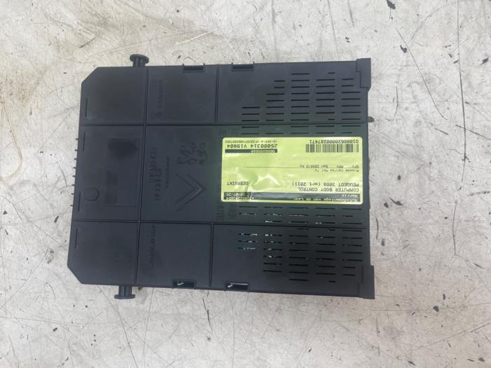 Used Body control computer Peugeot 3008 I (0U/HU) 1.6 16V THP 155 Price on request offered by Autodemontage van de Laar