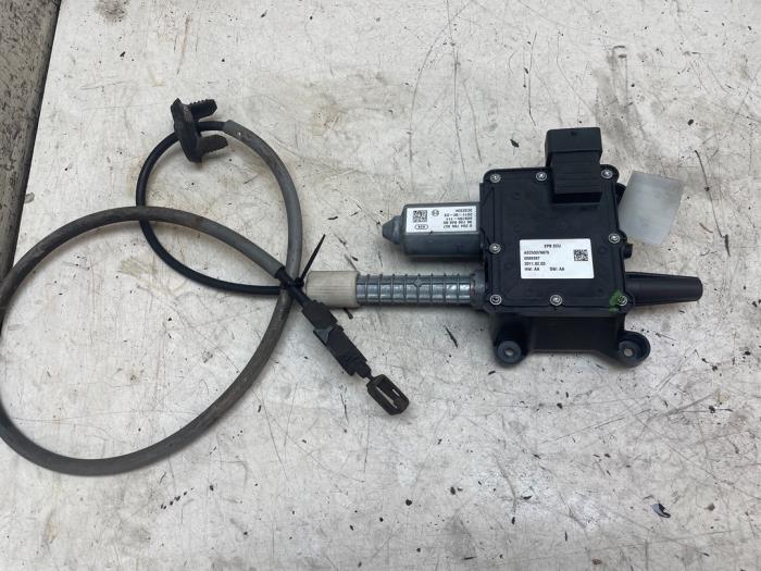 Gebrauchte Handbremse Modul Peugeot 3008 I (0U/HU) 1.6 16V THP 155 Preis auf Anfrage angeboten von Autodemontage van de Laar