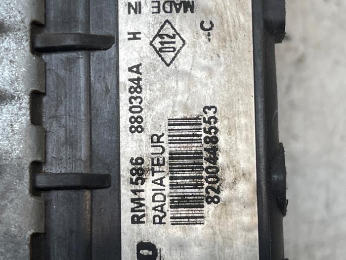 Radiateur d'un Renault Twingo II (CN) 1.2 16V 2013