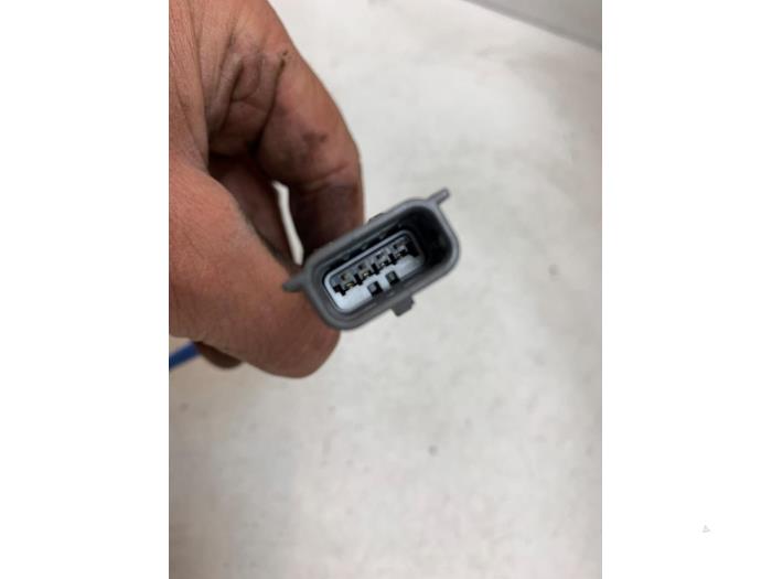Sonde lambda d'un Renault Megane IV Estate (RFBK) 1.5 Energy dCi 110 2018