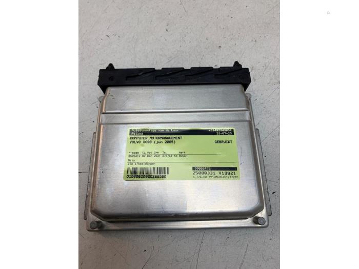 Used Engine management computer Volvo XC90 I 2.5 T 20V Price € 100,00 Margin scheme offered by Autodemontage van de Laar