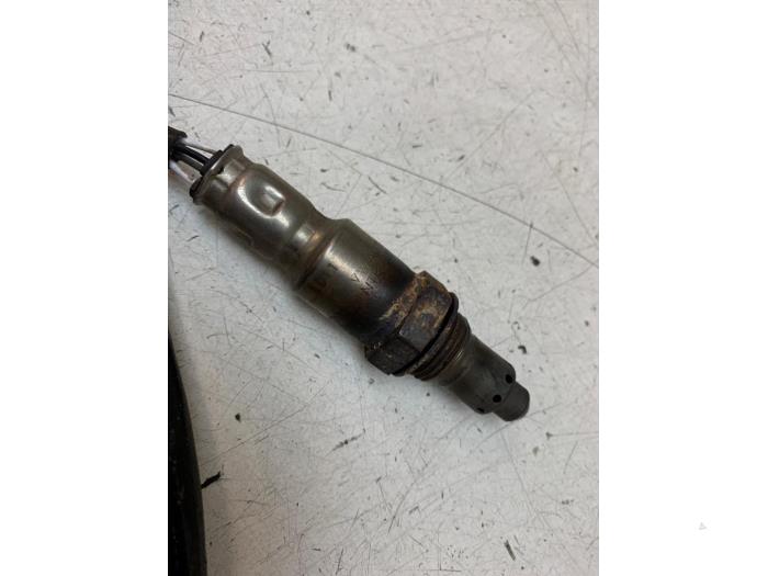 Sonde lambda d'un Volkswagen Golf VII Variant (AUVV) 1.0 TSI 12V BlueMotion Technology 2020