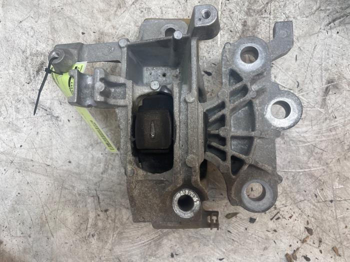 Used Engine mount Opel Astra Mk.7 1.2 110 Price € 30,00 Margin scheme offered by Autodemontage van de Laar