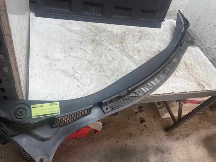 Używane Parawan Opel Astra Mk.7 1.2 110 Cena € 50,00 Procedura marży oferowane przez Autodemontage van de Laar