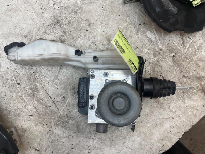 Usagé Bloc ABS Opel Astra Mk.7 1.2 110 Prix sur demande proposé par Autodemontage van de Laar