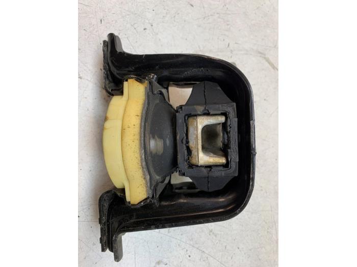 Usagé Support moteur Peugeot 208 I (CA/CC/CK/CL) 1.6 HDi 115 16V Prix € 25,00 Règlement à la marge proposé par Autodemontage van de Laar