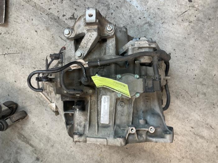 Gebrauchte Getriebe Ford Focus 3 Wagon 1.6 Ti-VCT 16V 125 Preis auf Anfrage angeboten von Autodemontage van de Laar