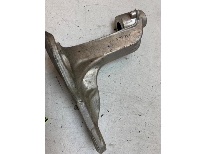 Used Engine mount Renault Clio V (RJAB) 1.0 TCe 90 12V Price on request offered by Autodemontage van de Laar
