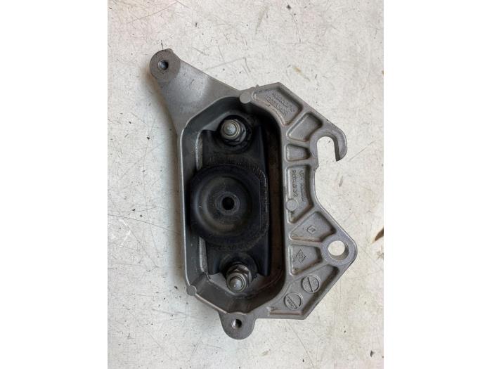 Used Engine mount Renault Clio V (RJAB) 1.0 TCe 90 12V Price on request offered by Autodemontage van de Laar
