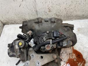Getriebe van een Opel Zafira (M75) 1.8 16V Ecotec 2006