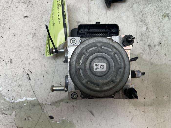 Usagé Bloc ABS Kia Picanto (JA) 1.0 12V Prix € 150,00 Règlement à la marge proposé par Autodemontage van de Laar