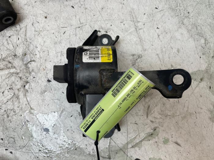 Used Engine mount Kia Picanto (JA) 1.0 12V Price € 30,00 Margin scheme offered by Autodemontage van de Laar
