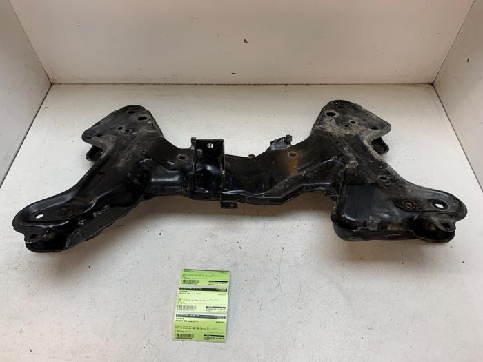 Begagnade Underram Peugeot 208 I (CA/CC/CK/CL) 1.2 Vti 12V PureTech 82 Pris på förfrågan erbjuds av Autodemontage van de Laar